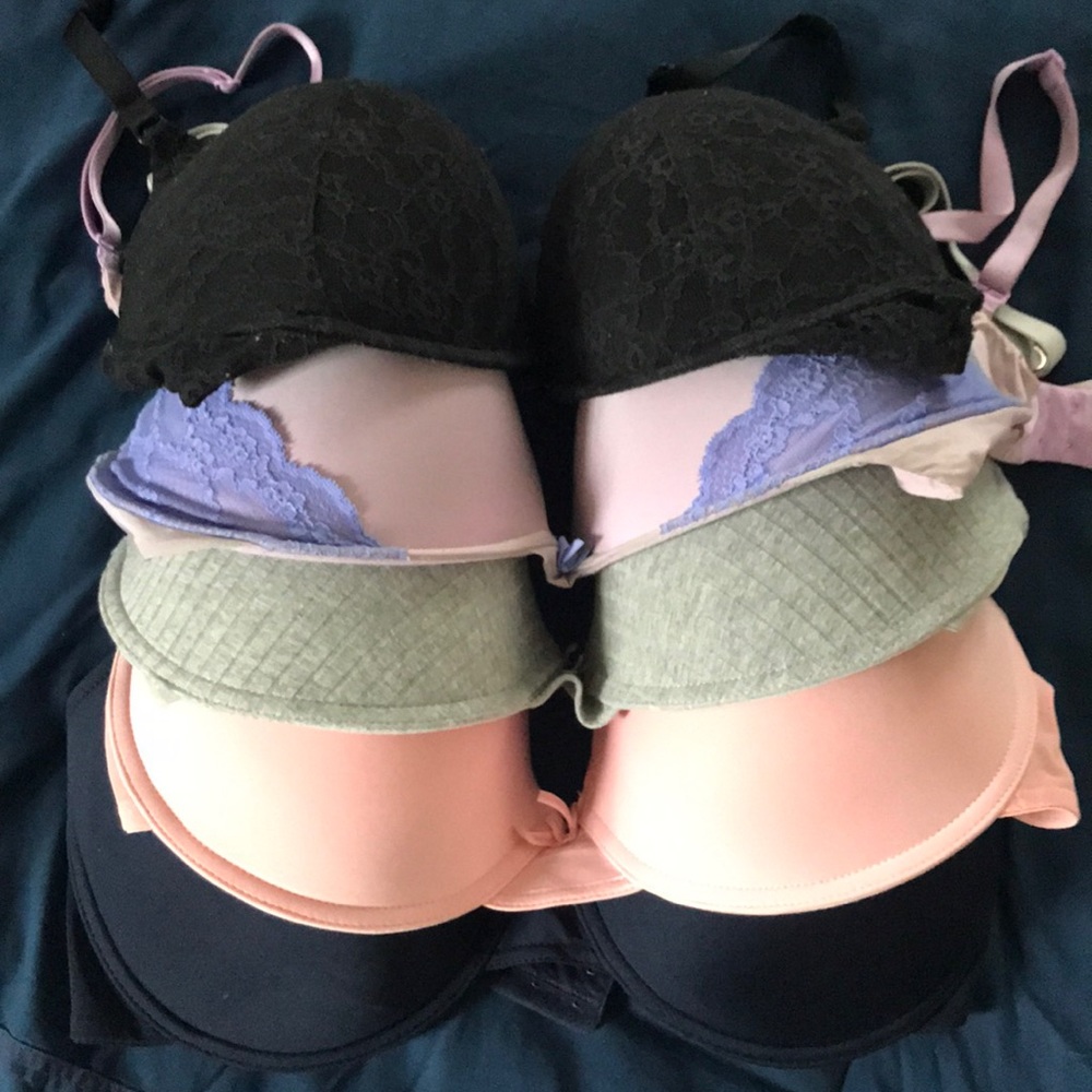 5 bras